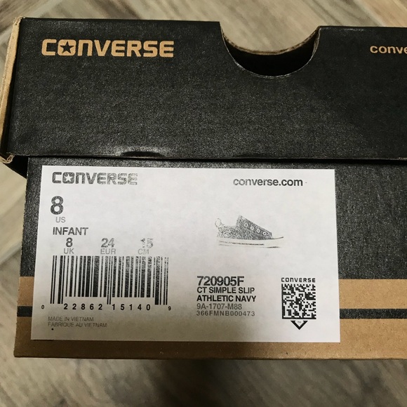 π¦πΌπ§π» NWT Converse Toddler Shoes , Size T8 - Picture 4 of 4